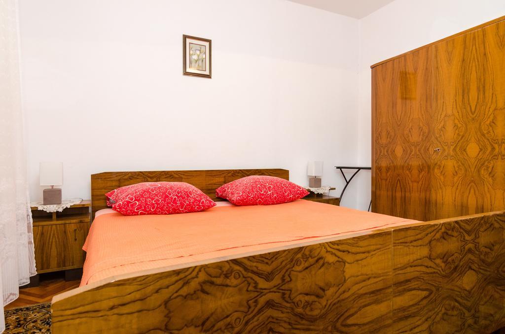 Unique Apartamento *