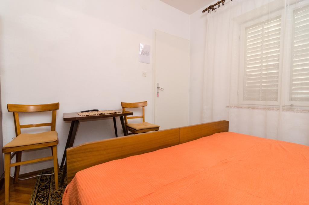 Unique Apartamento *